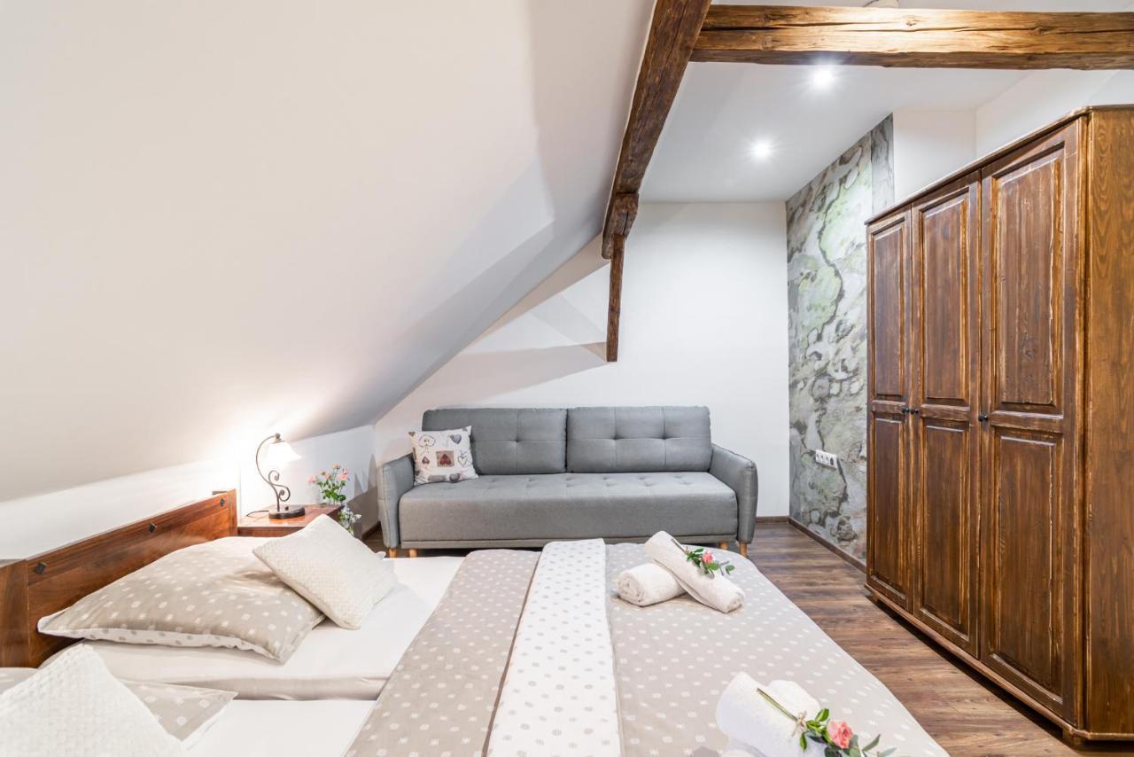 Apartmany In Veritas Mikulov Exterior photo